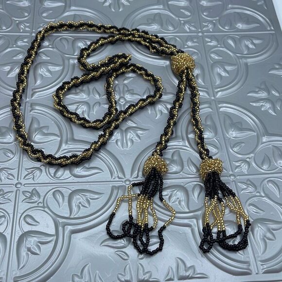 Vintage Jewelry - Vintage long seed bead flapper style black n gold necklace